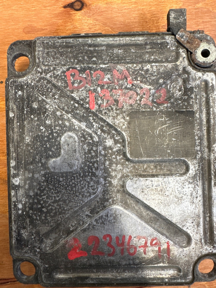 VOLVO ECU 20977019 PO5 - ECU for Truck: picture 1 VOLVO ECU 20977019 PO5 - ECU for Truck: picture 1