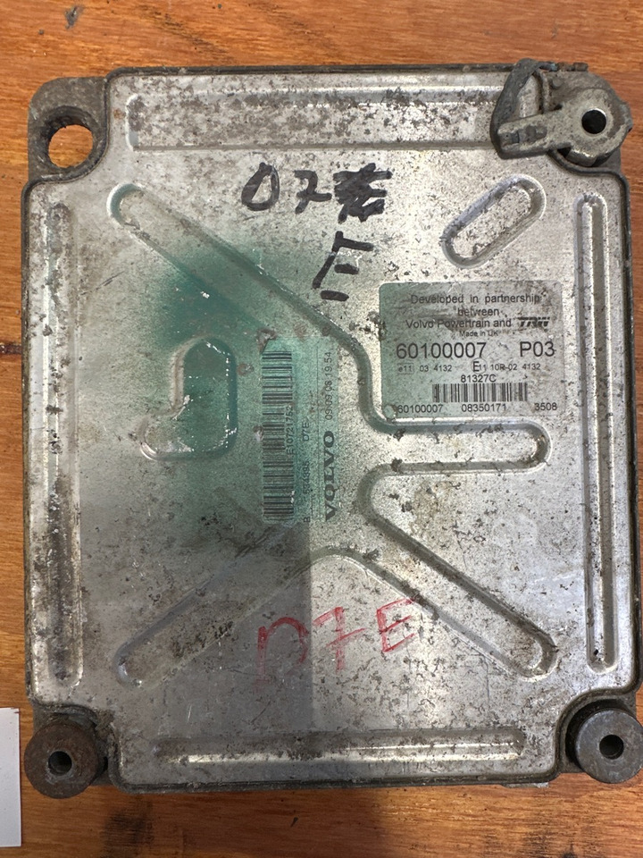 VOLVO ECU 60100007 PO3 - ECU for Truck: picture 1 VOLVO ECU 60100007 PO3 - ECU for Truck: picture 1