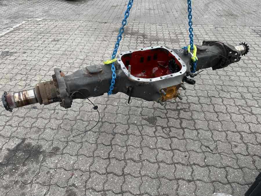 VOLVO REAR AXLE 21942445 - Axle and parts for Truck: picture 1 VOLVO REAR AXLE 21942445 - Axle and parts for Truck: picture 1