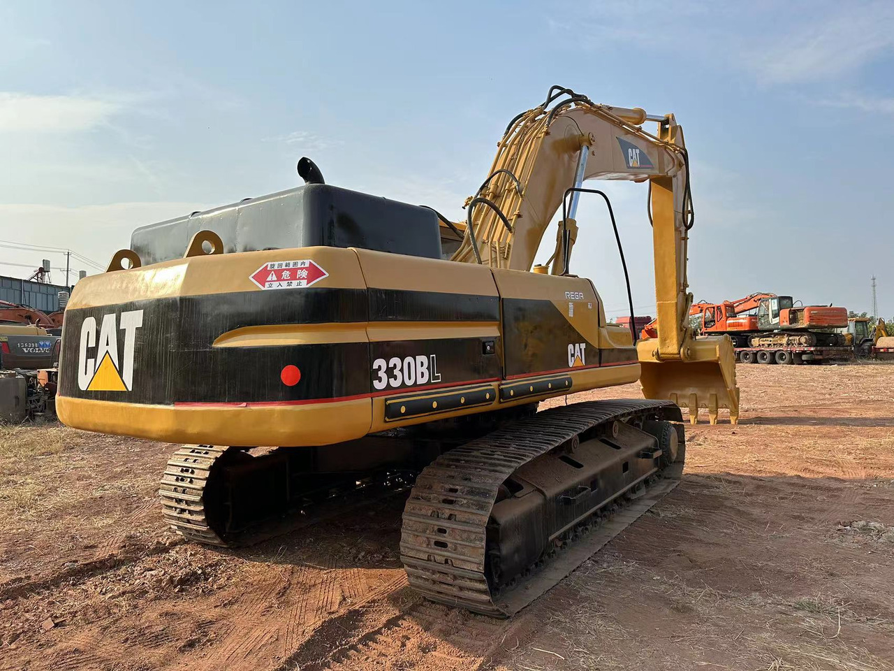 CAT 320B - Crawler excavator: picture 3 CAT 320B - Crawler excavator: picture 3