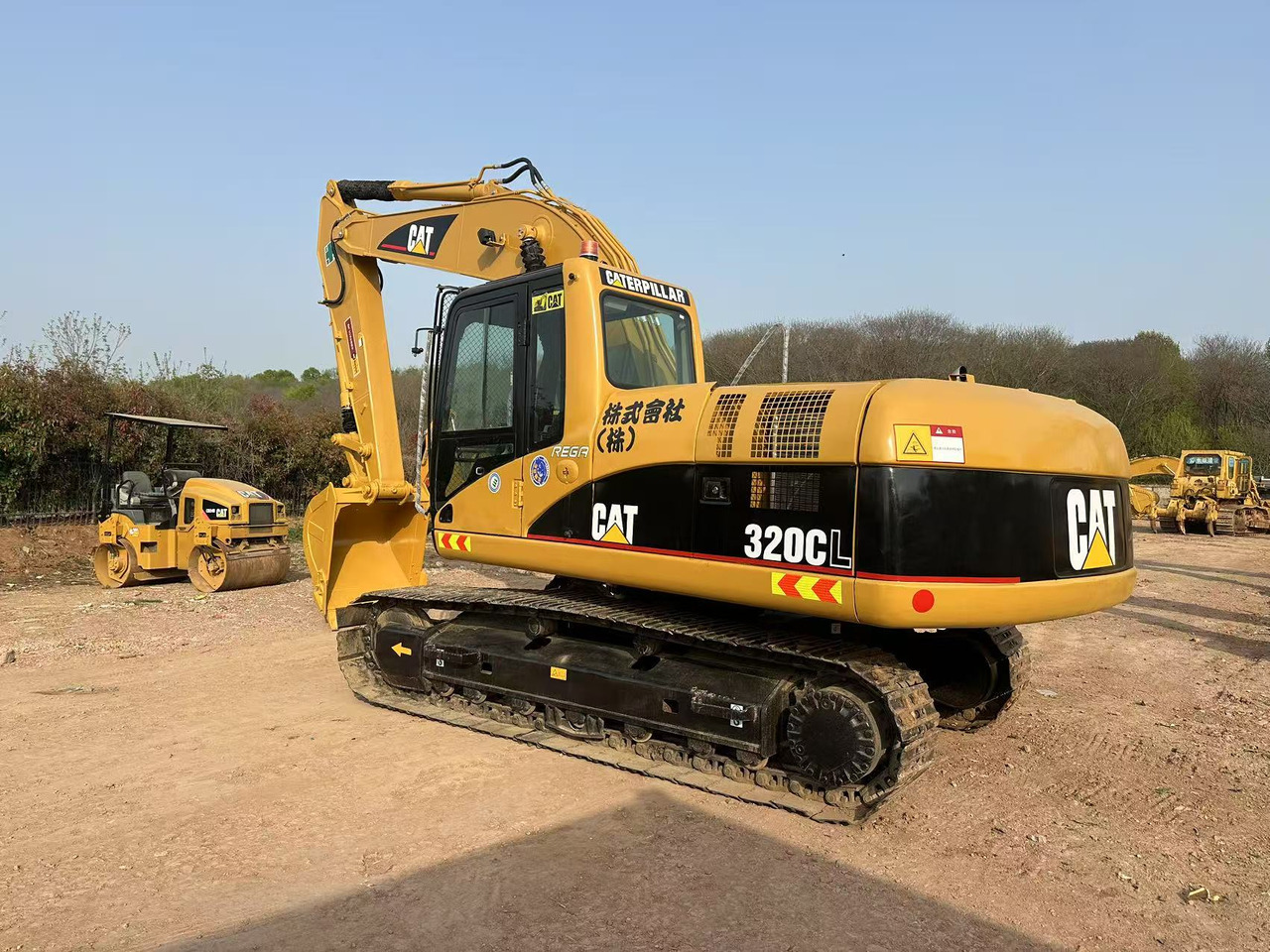 CATERPILLAR 320C - Crawler excavator: picture 3 CATERPILLAR 320C - Crawler excavator: picture 3