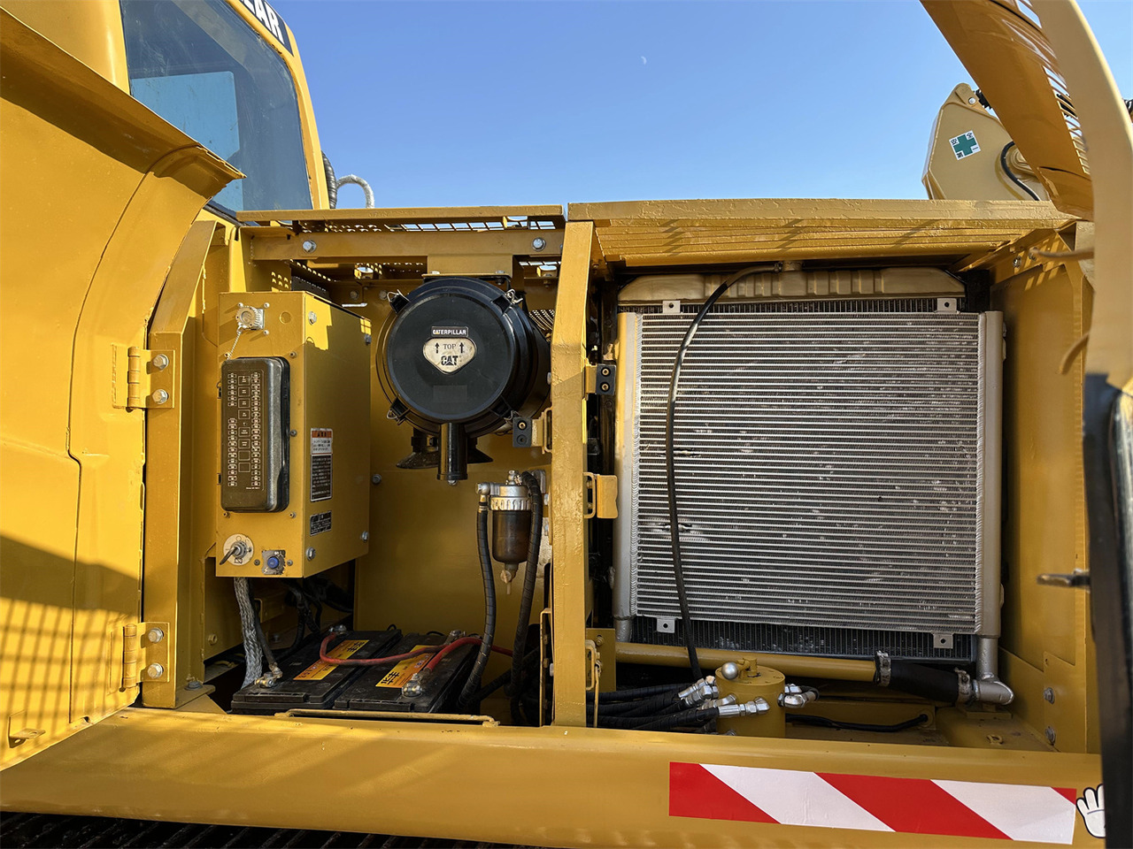 CATERPILLAR 320C - Crawler excavator: picture 5 CATERPILLAR 320C - Crawler excavator: picture 5