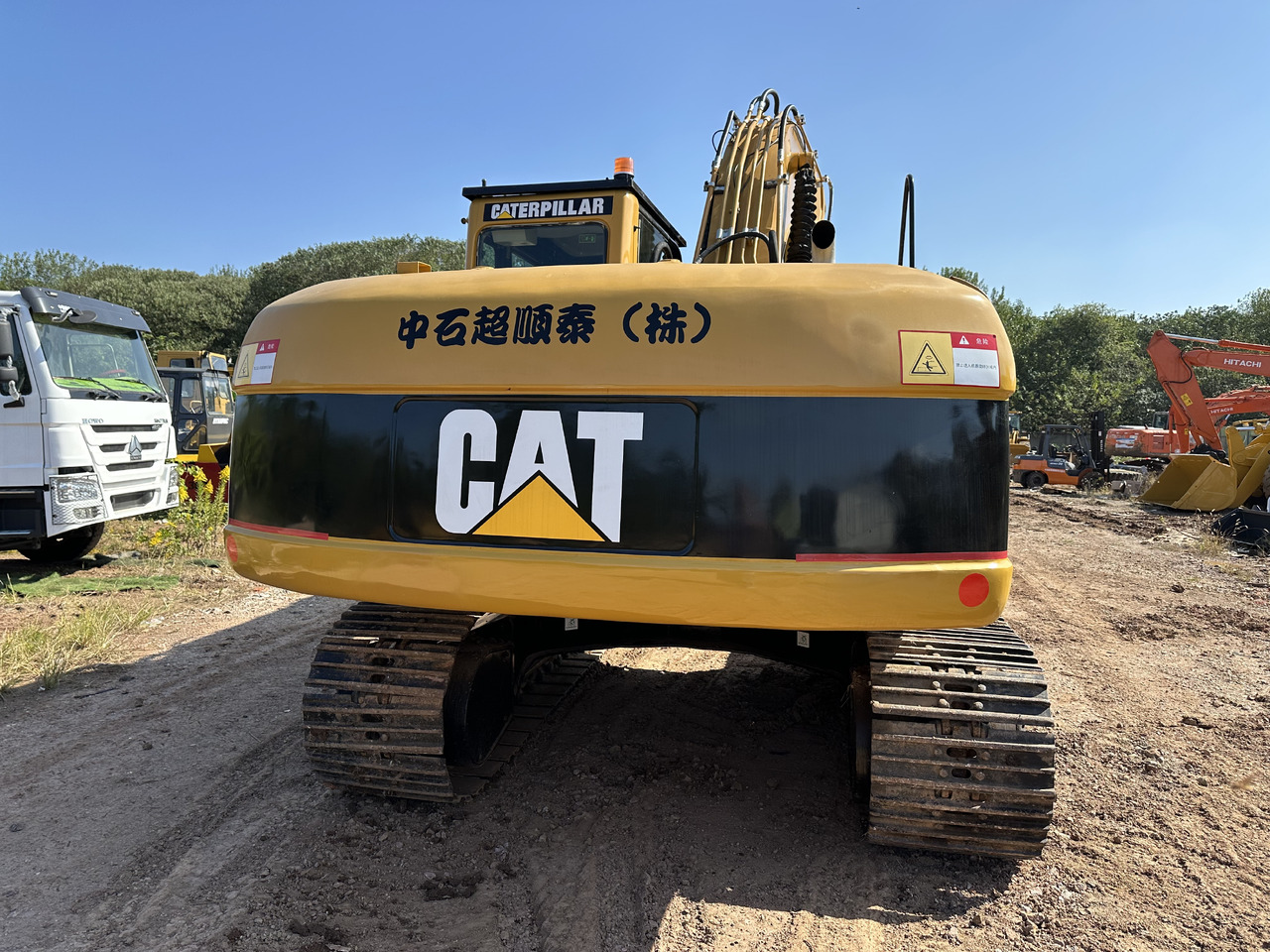 CATERPILLAR 320CL - Crawler excavator: picture 3 CATERPILLAR 320CL - Crawler excavator: picture 3