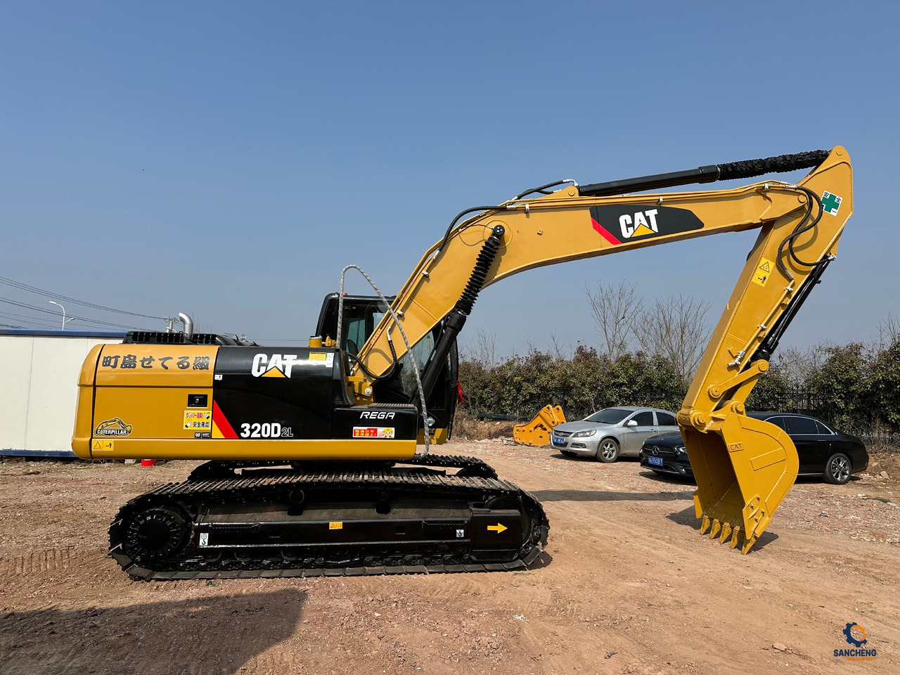 CATERPILLAR 320D2L - Crawler excavator: picture 1 CATERPILLAR 320D2L - Crawler excavator: picture 1
