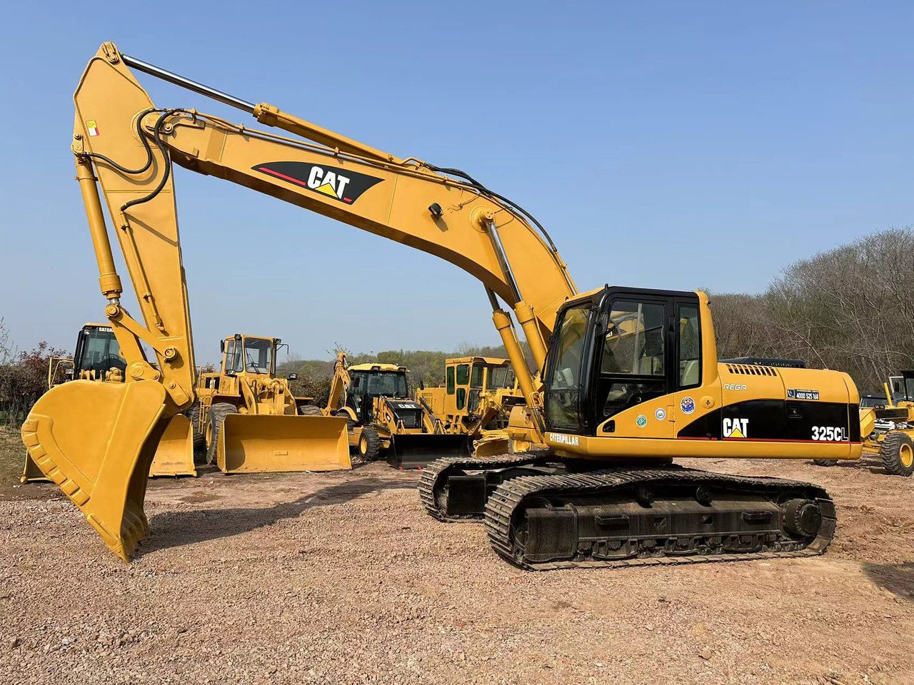 CATERPILLAR 325C - Crawler excavator: picture 1 CATERPILLAR 325C - Crawler excavator: picture 1