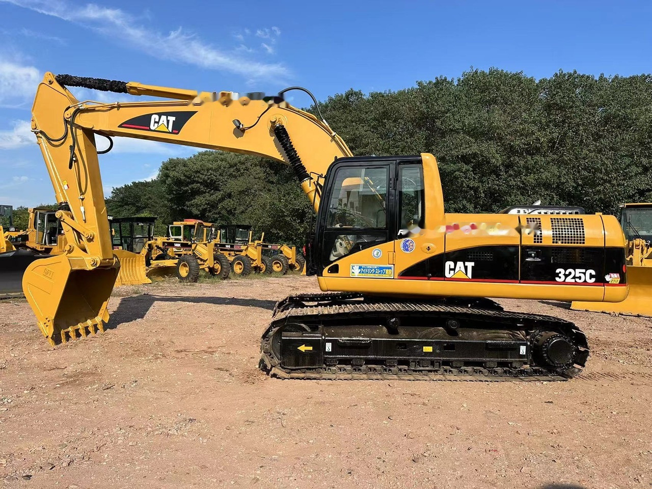 CATERPILLAR 325CL - Crawler excavator: picture 2 CATERPILLAR 325CL - Crawler excavator: picture 2