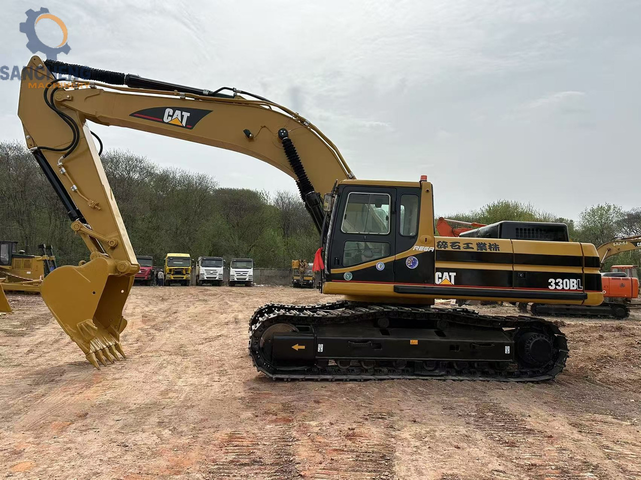 CATERPILLAR 330BL crawler excavator - Crawler excavator: picture 2 CATERPILLAR 330BL crawler excavator - Crawler excavator: picture 2