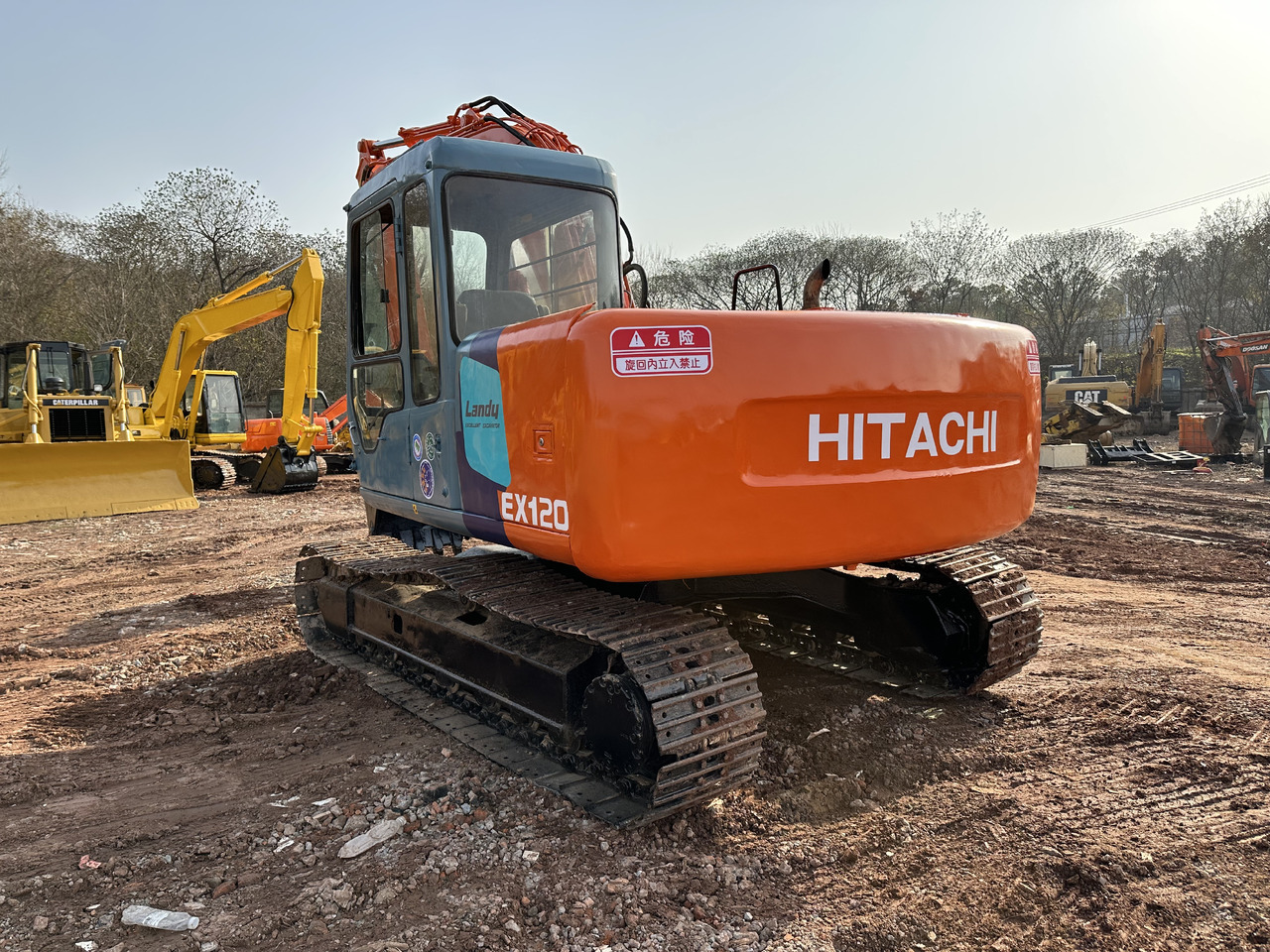HITACHI EX120-3 - Crawler excavator: picture 5 HITACHI EX120-3 - Crawler excavator: picture 5