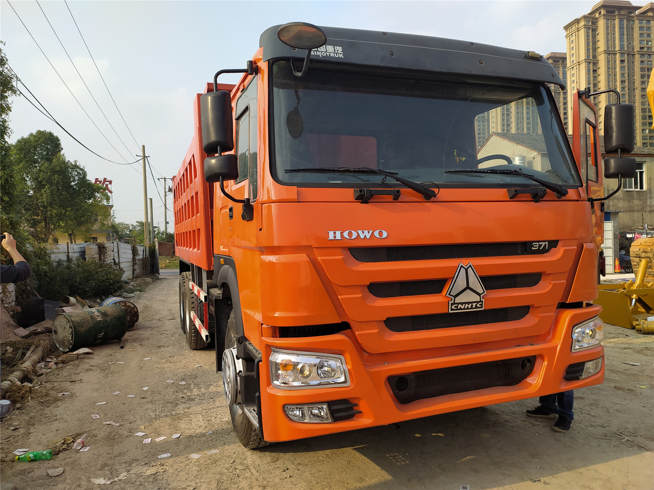 HOWO 371hp - Tipper: picture 1 HOWO 371hp - Tipper: picture 1