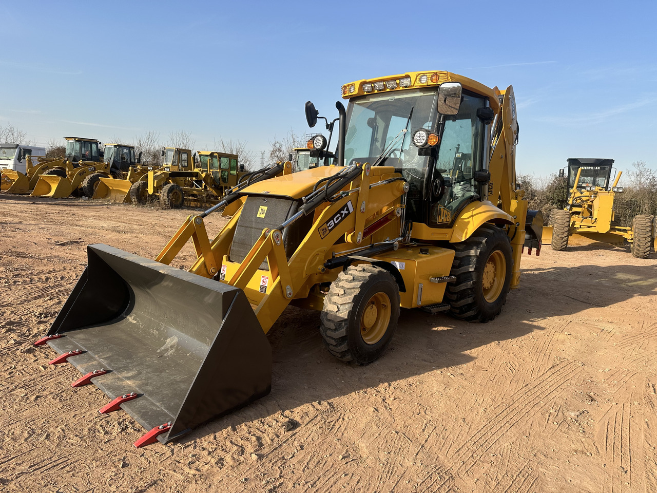 JCB 3CX - Backhoe loader: picture 1 JCB 3CX - Backhoe loader: picture 1