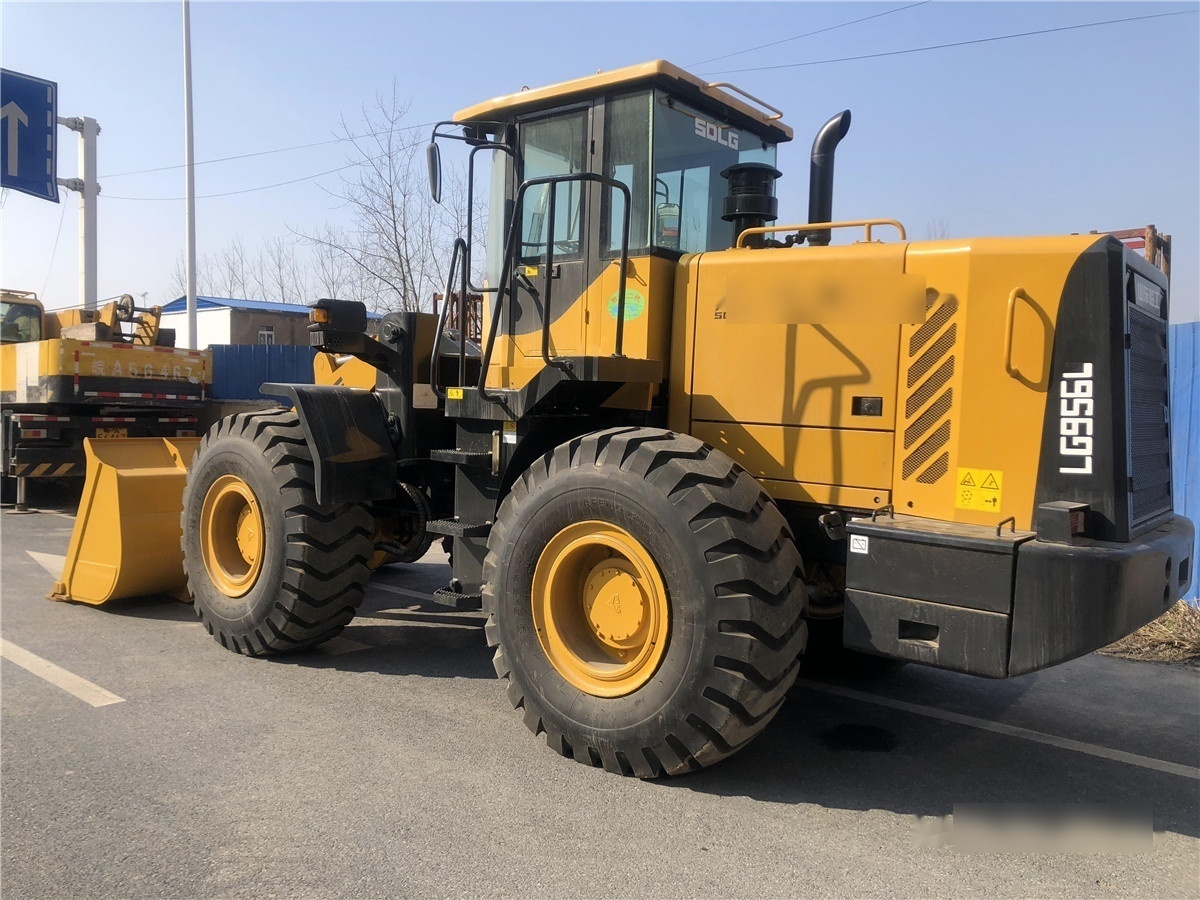 Wheel loader SDLG LG956L: picture 11