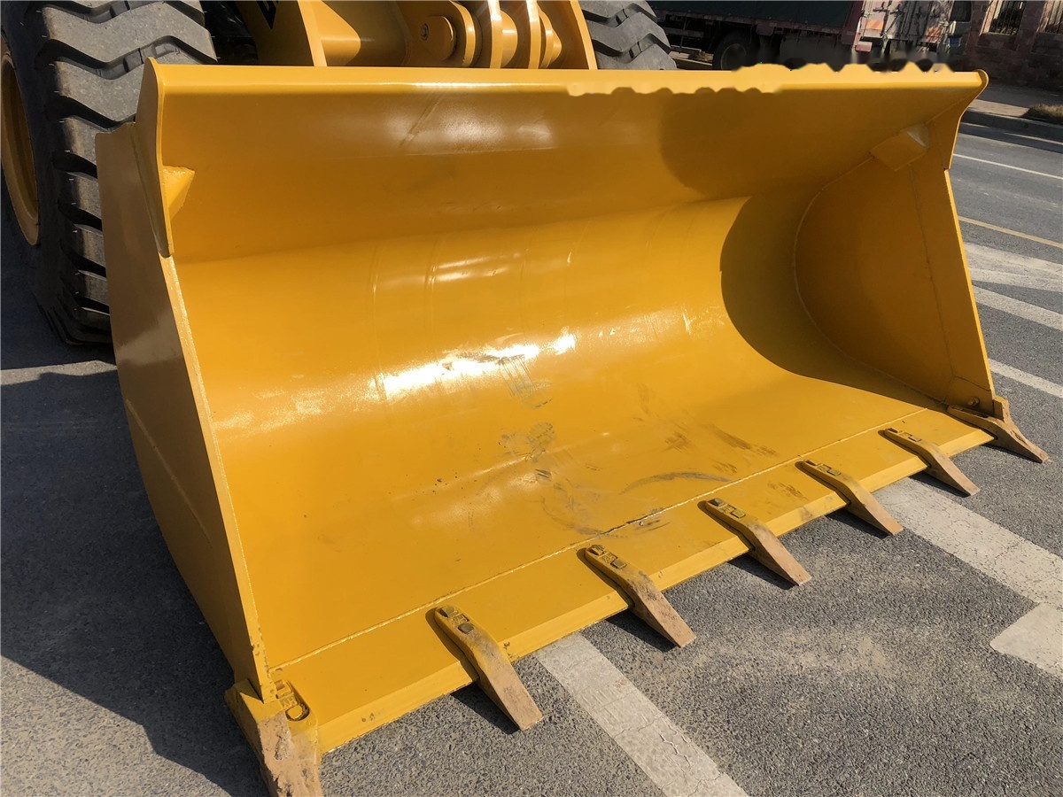 Wheel loader SDLG LG956L: picture 18