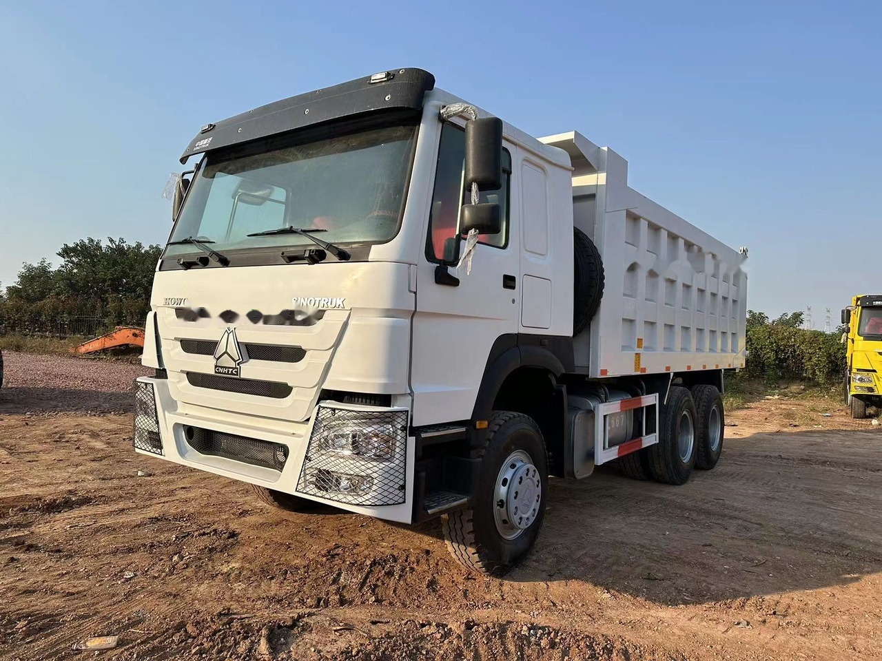 SINOTRUK HOWO HOWO 371 6x4 - Tipper: picture 2 SINOTRUK HOWO HOWO 371 6x4 - Tipper: picture 2