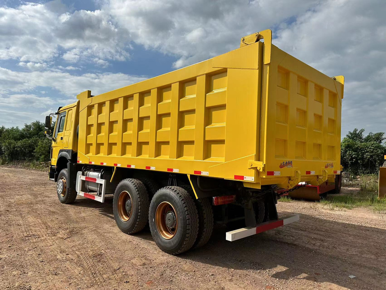 SINOTRUK Howo 371 Dump truck - Tipper: picture 5 SINOTRUK Howo 371 Dump truck - Tipper: picture 5