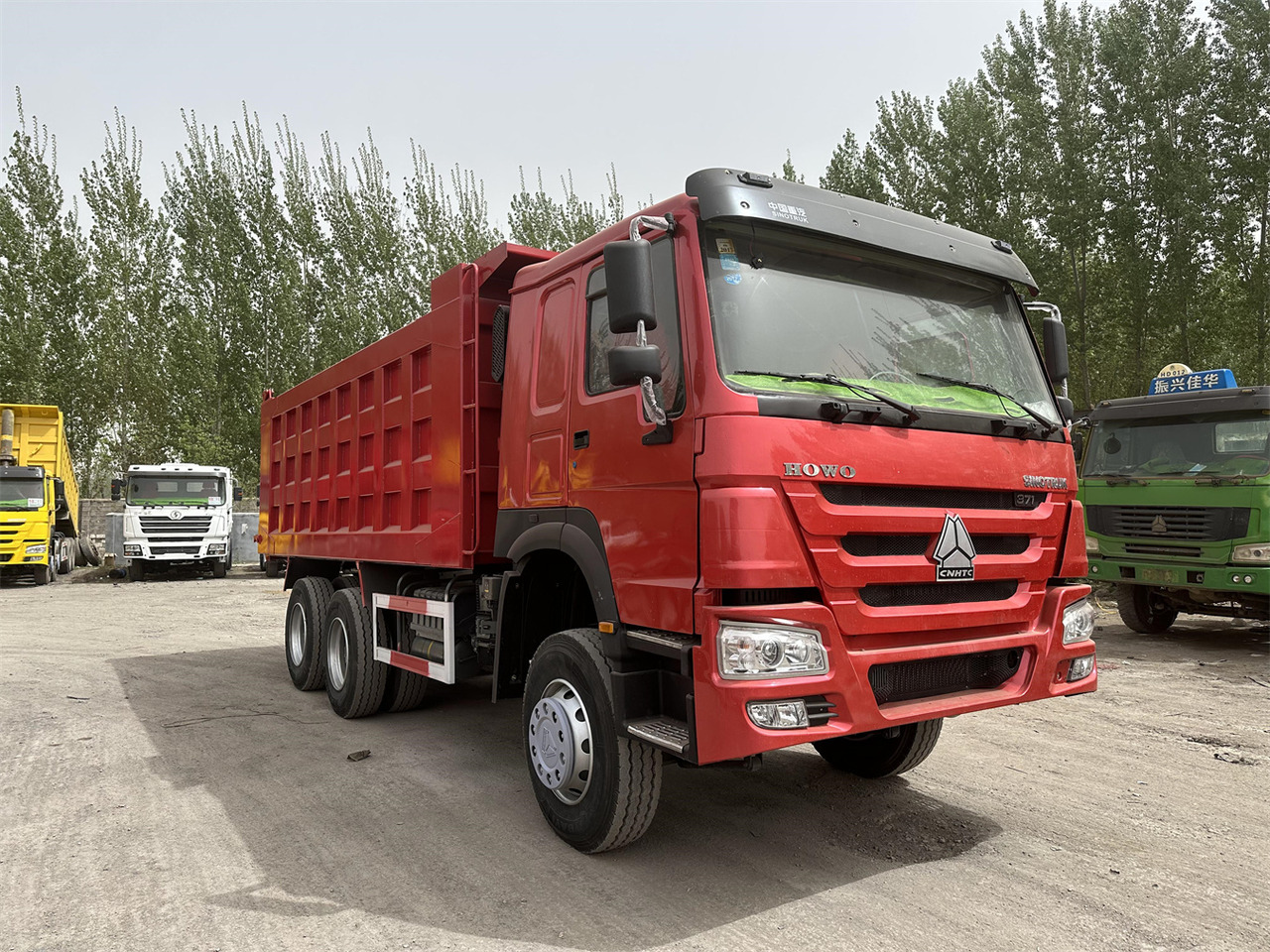 SINOTRUK Howo Dump truck 371 - Tipper: picture 3 SINOTRUK Howo Dump truck 371 - Tipper: picture 3