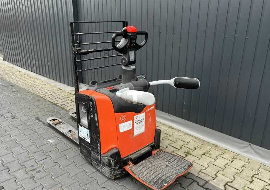 BT LPE200 - Pallet truck: picture 3 BT LPE200 - Pallet truck: picture 3