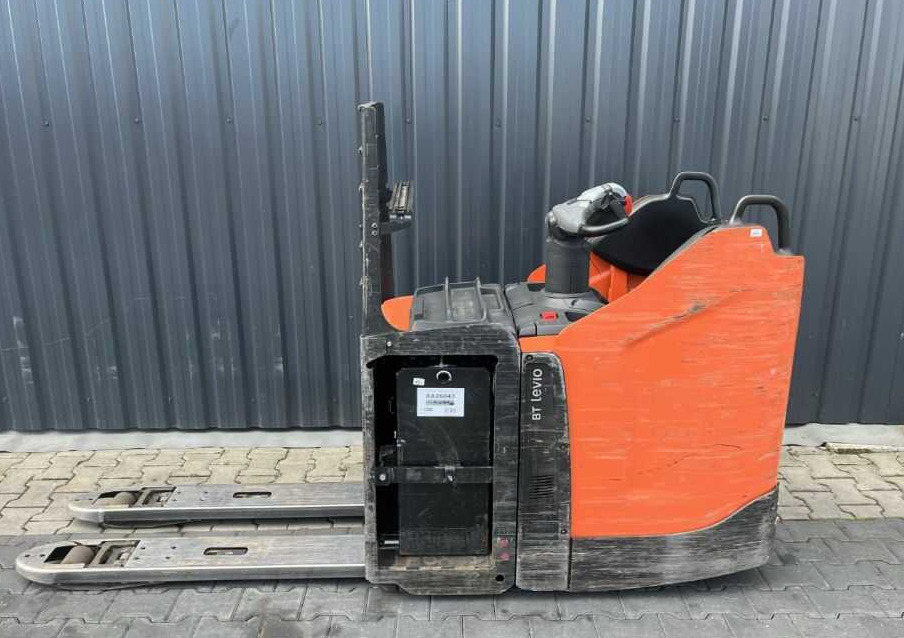 BT LPE200 - Pallet truck: picture 2 BT LPE200 - Pallet truck: picture 2