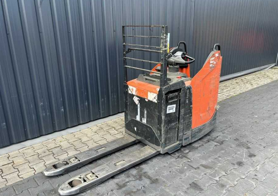 BT LPE200 - Pallet truck: picture 1 BT LPE200 - Pallet truck: picture 1