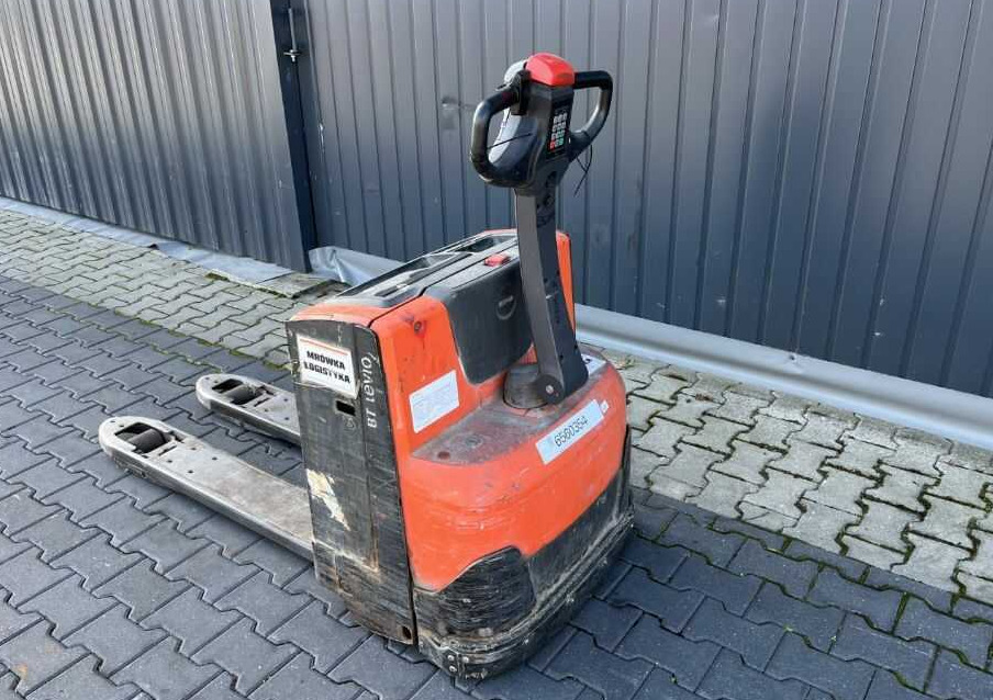 BT LWE200 - Pallet truck: picture 3 BT LWE200 - Pallet truck: picture 3