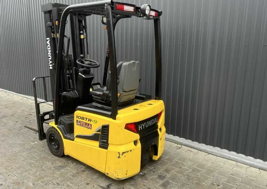 Hyundai 10BTR-9 - Electric forklift: picture 3 Hyundai 10BTR-9 - Electric forklift: picture 3