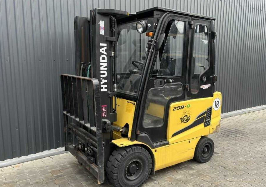 Hyundai 25B-9 - Electric forklift: picture 1 Hyundai 25B-9 - Electric forklift: picture 1