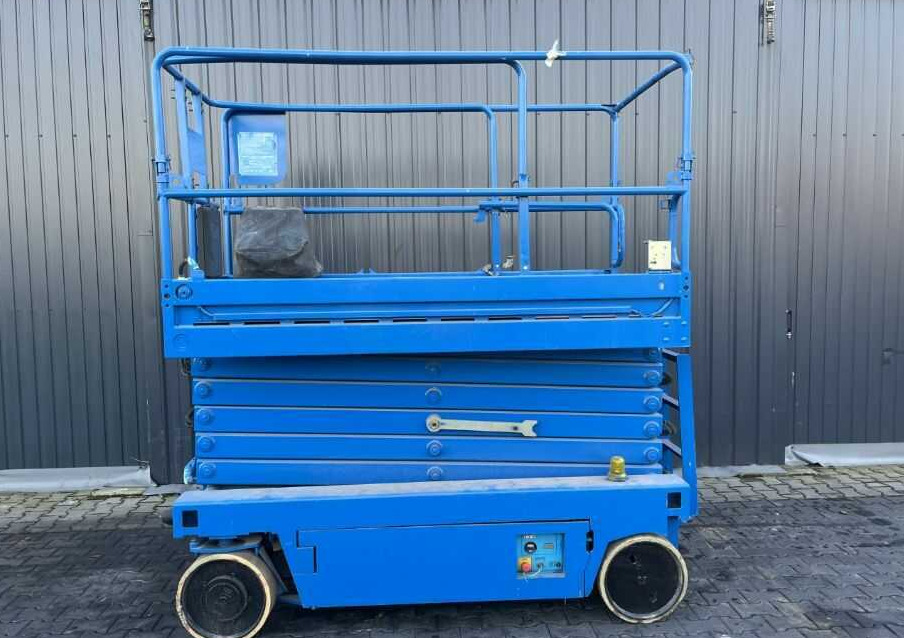 Iteco IT12122 - Scissor lift: picture 2 Iteco IT12122 - Scissor lift: picture 2