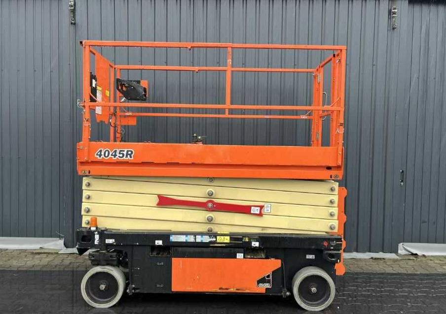 JLG 4045R - Scissor lift: picture 2 JLG 4045R - Scissor lift: picture 2