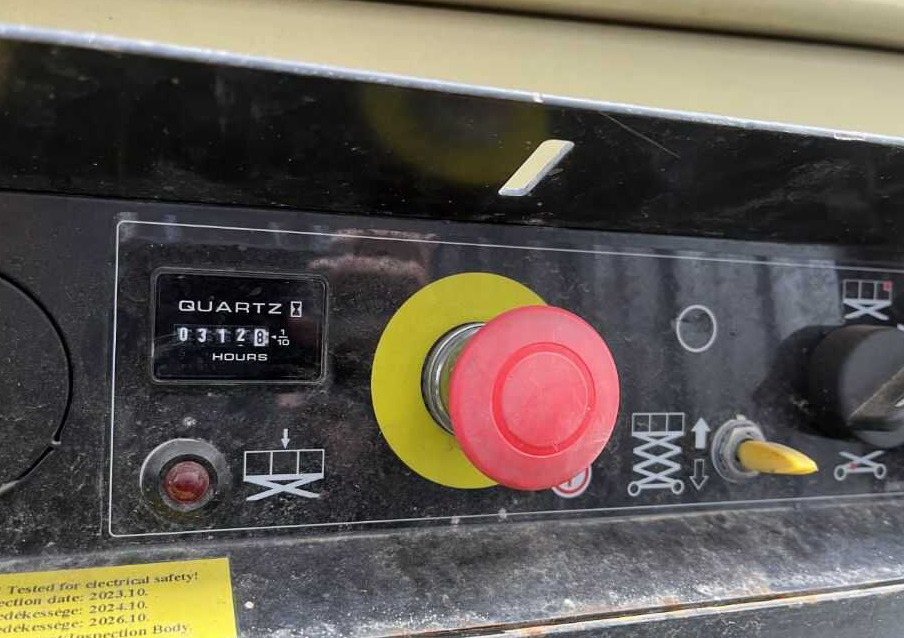 JLG 4045R - Scissor lift: picture 5 JLG 4045R - Scissor lift: picture 5