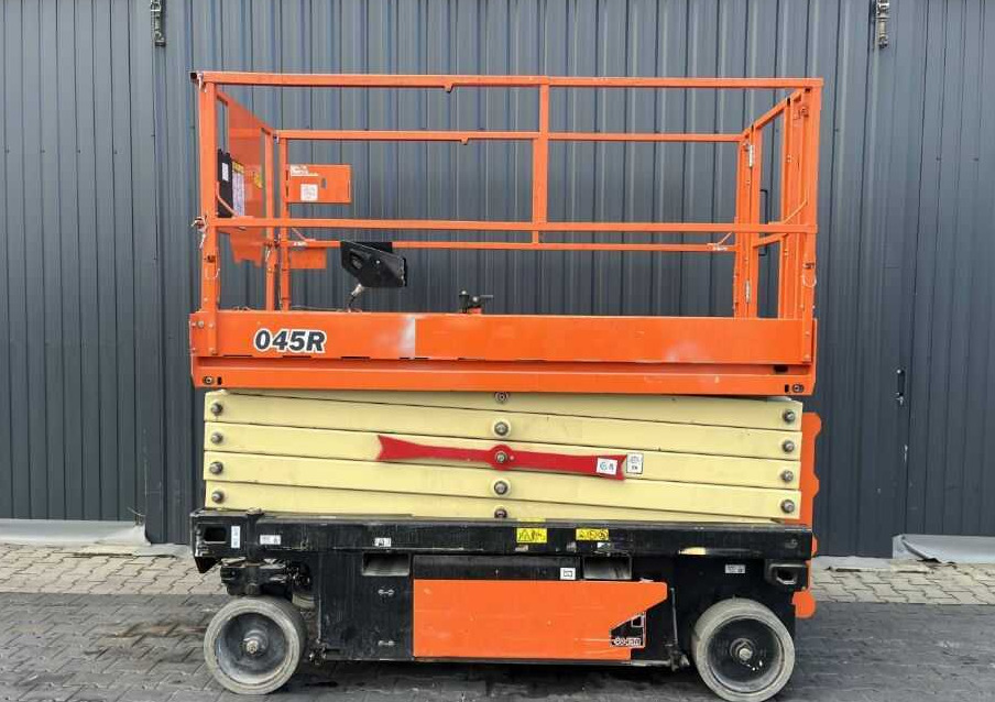 JLG 4045R - Scissor lift: picture 2 JLG 4045R - Scissor lift: picture 2