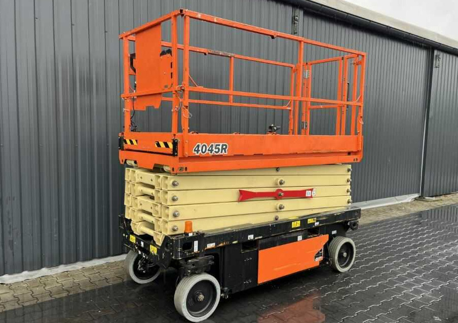 JLG 4045R - Scissor lift: picture 1 JLG 4045R - Scissor lift: picture 1