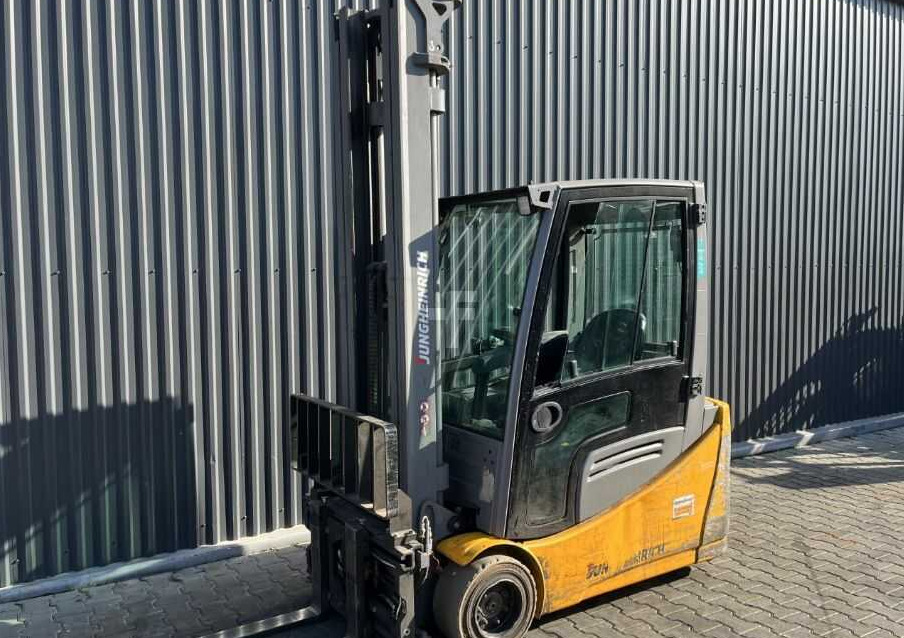 Jungheinrich EFG220 - Electric forklift: picture 1 Jungheinrich EFG220 - Electric forklift: picture 1