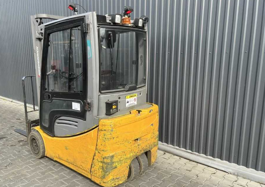 Jungheinrich EFG220 - Electric forklift: picture 3 Jungheinrich EFG220 - Electric forklift: picture 3