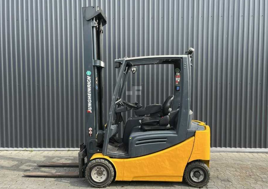 Jungheinrich EFG320 - Electric forklift: picture 2 Jungheinrich EFG320 - Electric forklift: picture 2