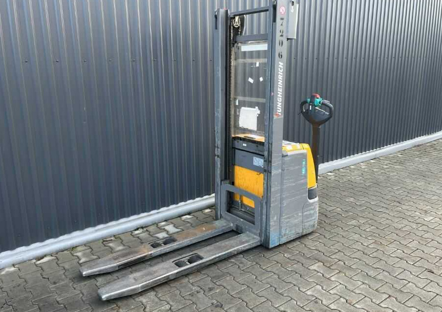 Jungheinrich EJC214 - Pallet truck: picture 1 Jungheinrich EJC214 - Pallet truck: picture 1