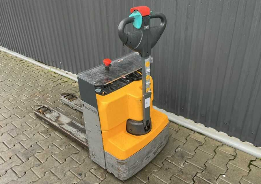 Jungheinrich EJEM13 - Pallet truck: picture 3 Jungheinrich EJEM13 - Pallet truck: picture 3