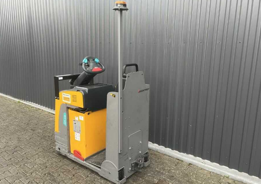 Jungheinrich EZS130 - Tow tractor: picture 3 Jungheinrich EZS130 - Tow tractor: picture 3