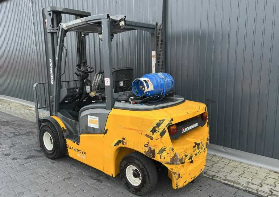 Jungheinrich TFG435 - LPG forklift: picture 3 Jungheinrich TFG435 - LPG forklift: picture 3