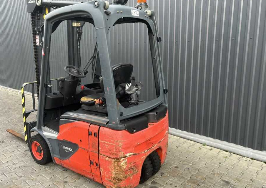 Linde E14 - Electric forklift: picture 3 Linde E14 - Electric forklift: picture 3