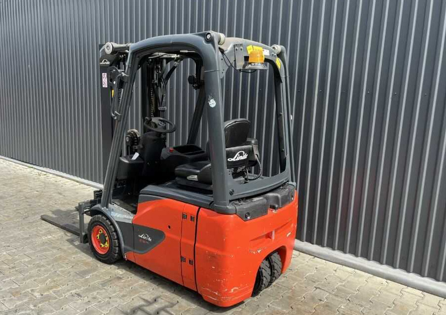 Linde E16C-02 - Electric forklift: picture 3 Linde E16C-02 - Electric forklift: picture 3