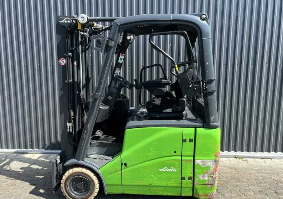 Linde E16H-02 - Electric forklift: picture 2 Linde E16H-02 - Electric forklift: picture 2