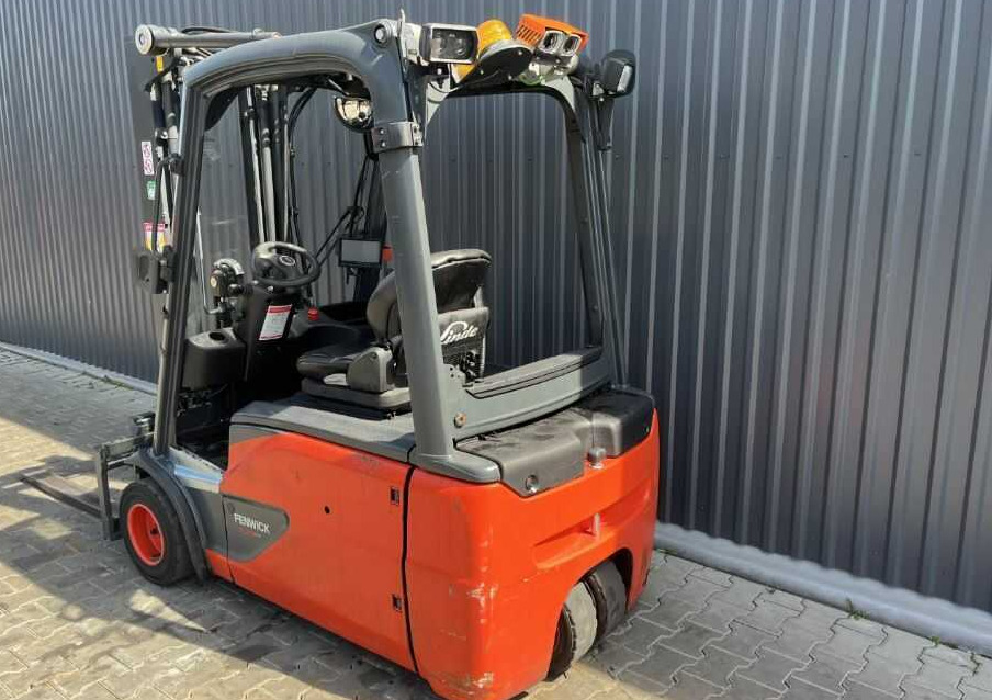 Linde E20L-02 - Electric forklift: picture 3 Linde E20L-02 - Electric forklift: picture 3