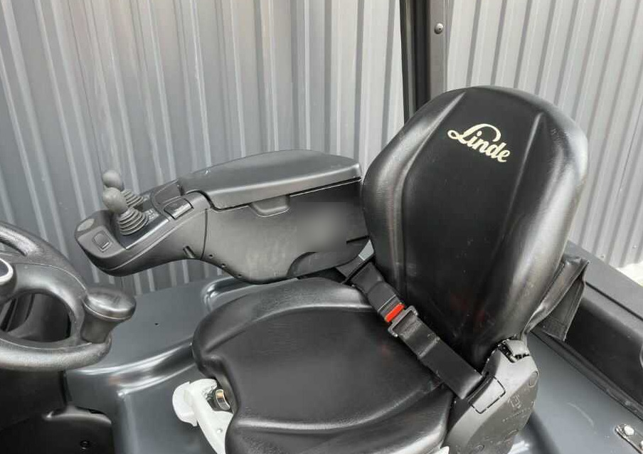 Electric forklift Linde E20L-02: picture 9