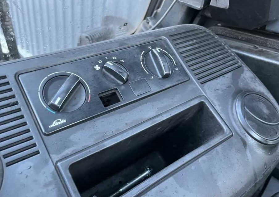 Linde E35HL-02 - Electric forklift: picture 5 Linde E35HL-02 - Electric forklift: picture 5