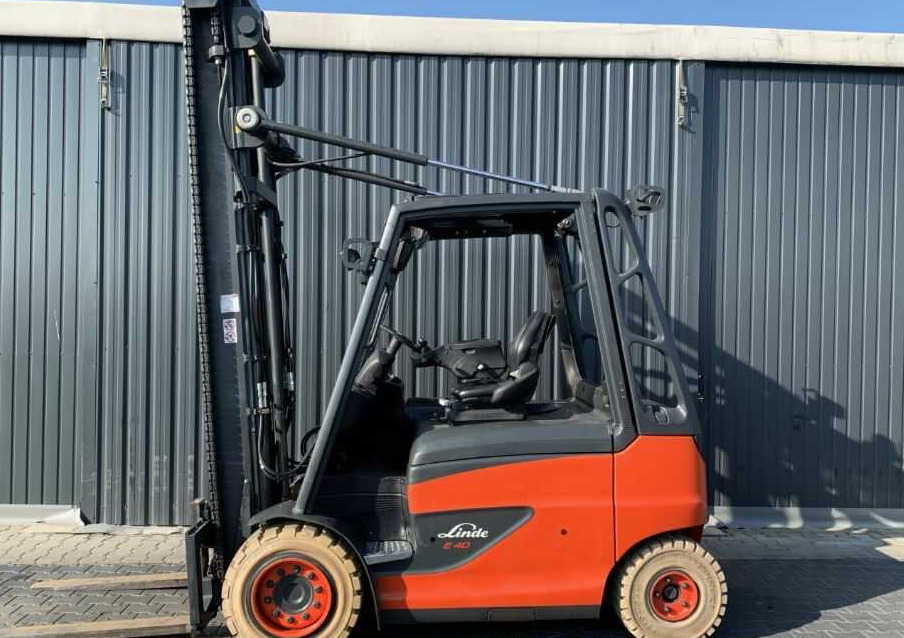 Linde E40H-01/600 - Electric forklift: picture 2 Linde E40H-01/600 - Electric forklift: picture 2