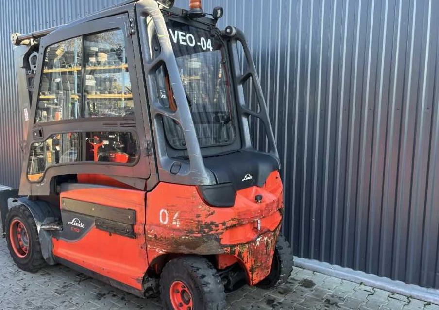 Linde E50HL-01 - Electric forklift: picture 3 Linde E50HL-01 - Electric forklift: picture 3