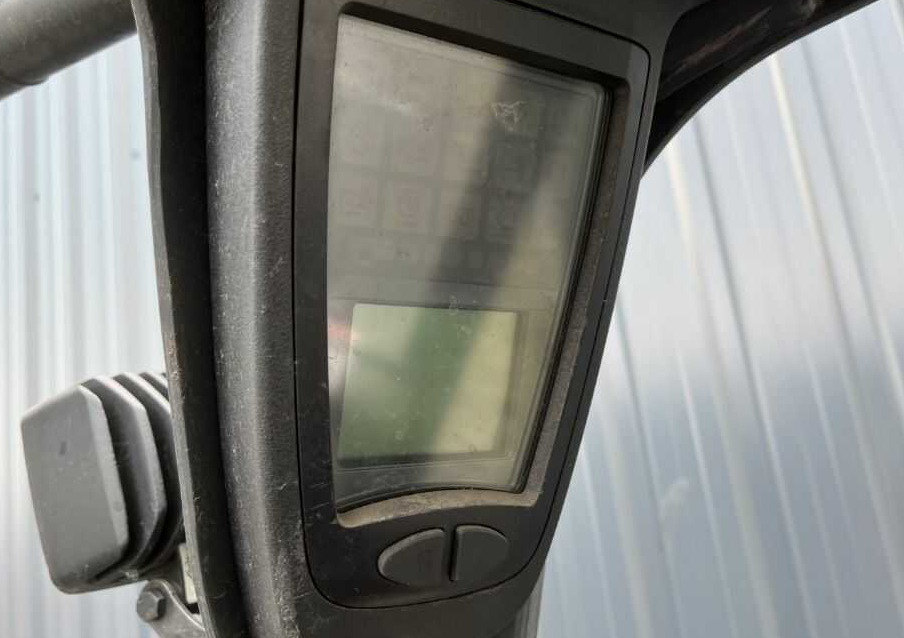 LPG forklift Linde H16T-01: picture 8