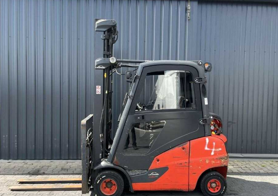 Linde H20T-01 - LPG forklift: picture 2 Linde H20T-01 - LPG forklift: picture 2