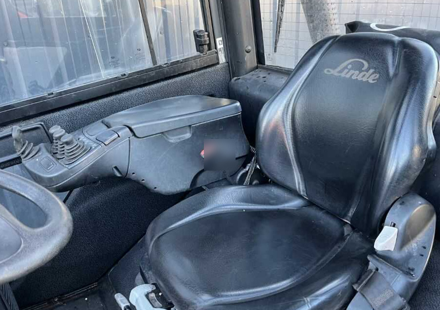 Diesel forklift Linde H25D-01: picture 8 Diesel forklift Linde H25D-01: picture 8