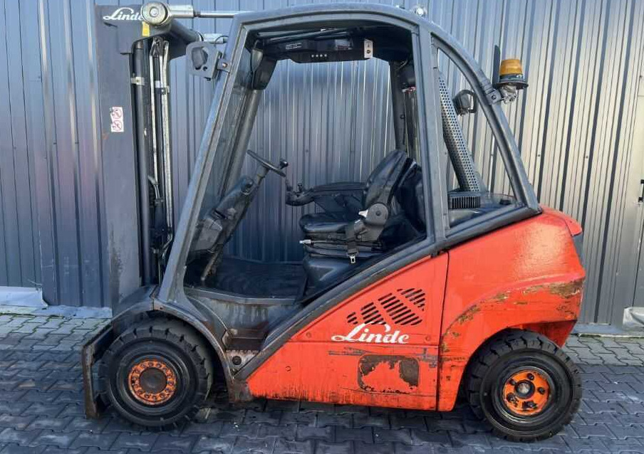 Linde H25D-01 - Diesel forklift: picture 2 Linde H25D-01 - Diesel forklift: picture 2