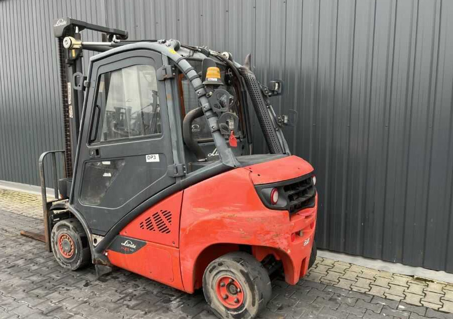 Linde H25D-02 - Diesel forklift: picture 3 Linde H25D-02 - Diesel forklift: picture 3